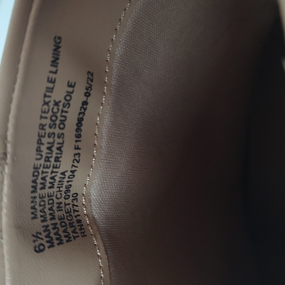 Cream Faux Leather Ankle Boots With Side Zipper from A New Day 3" Heel sz 6.5 - Picture 6 of 7